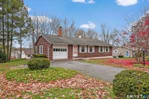 featured image of 60 Wildwood Rd