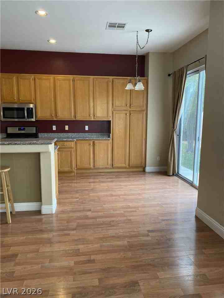 10212 Refuge Ct - Photo 5 of 22