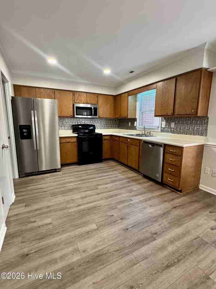 101 Laura Ln #C6 - Photo 2 of 18