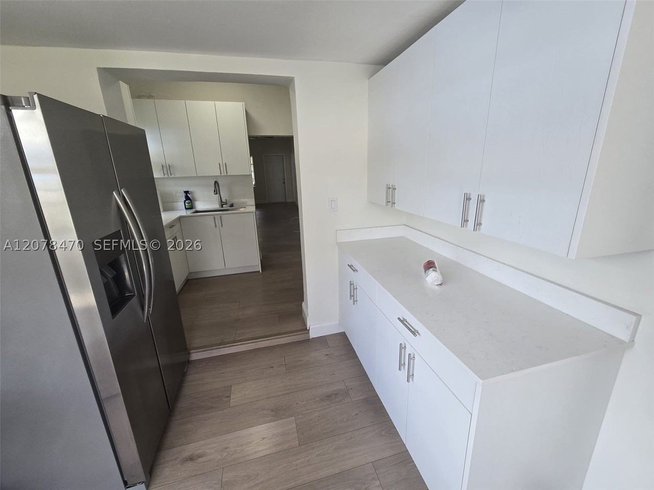 106 Nw 34th St #0 - Photo 6 of 14