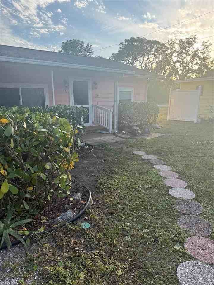 304 Mount Pleasant Rd - Photo 4 of 20