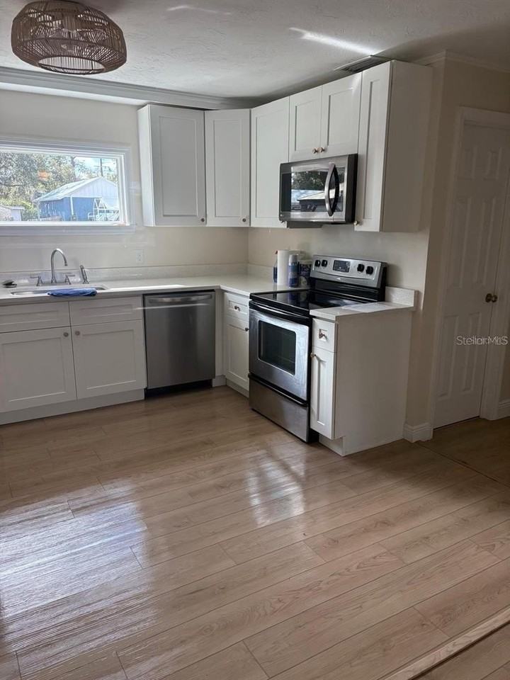 304 Mount Pleasant Rd - Photo 5 of 20