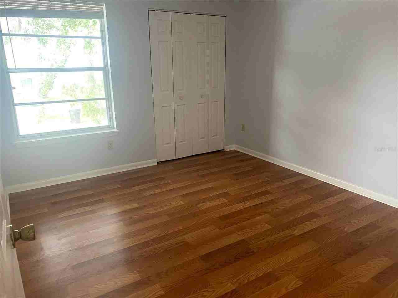 12086 Mendel Dr - Photo 6 of 17