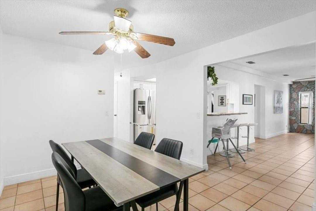 2506 Bali Cir - Photo 7 of 22