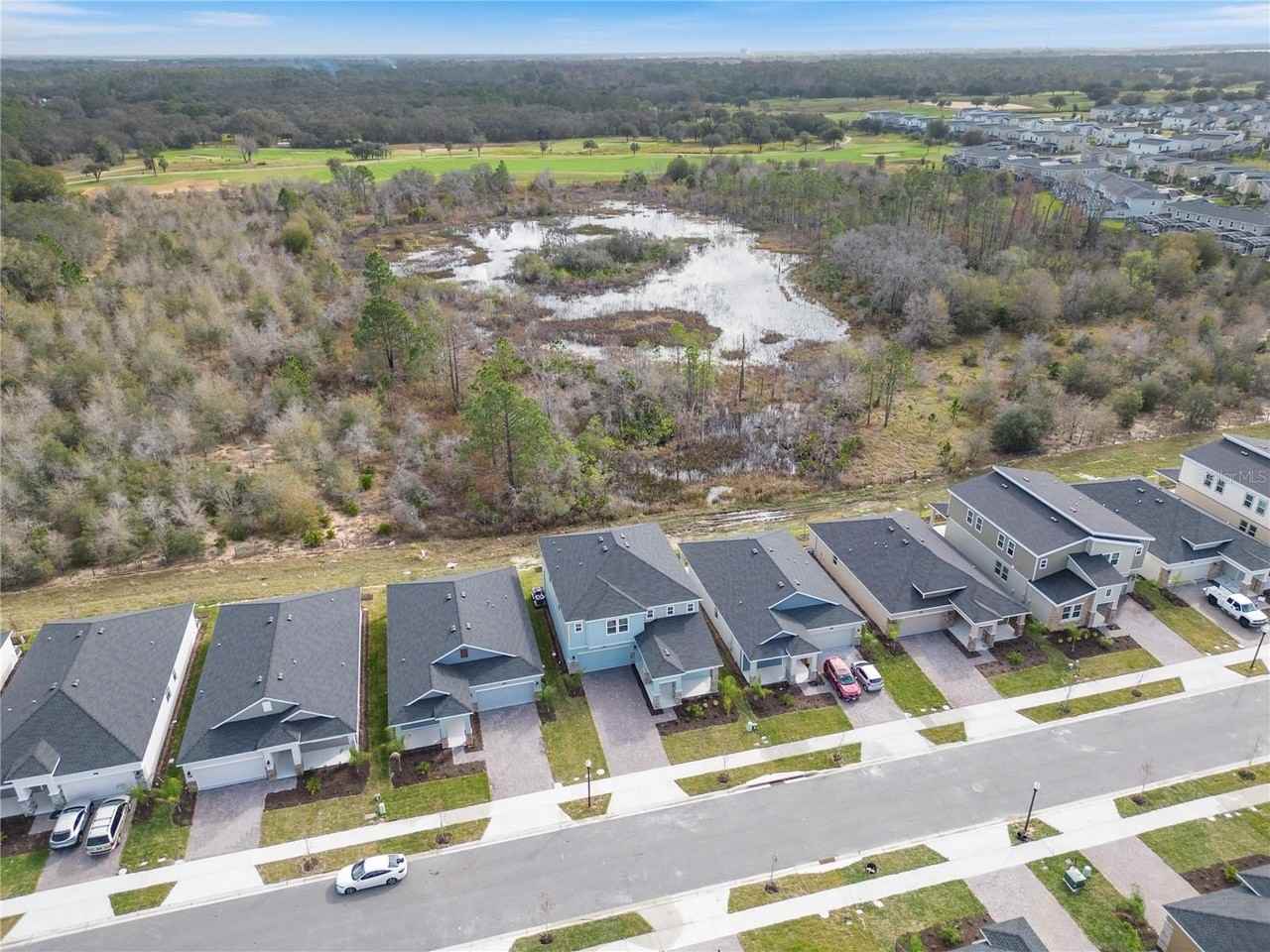 157 Aces High Ln - Photo 2 of 35