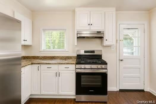 130 Whitlock Rd - Photo 3 of 18