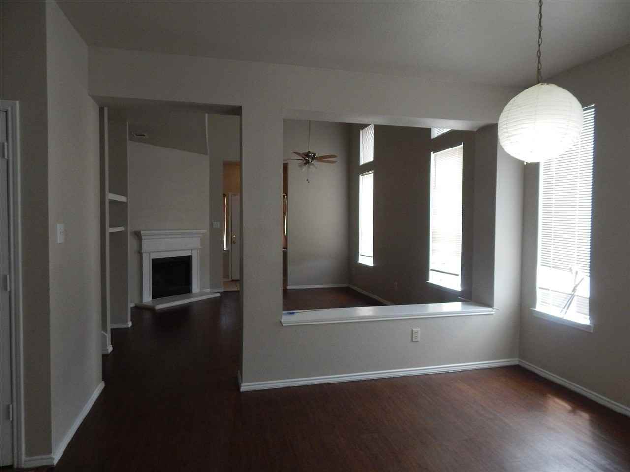 1027 Tennessee Trl - Photo 4 of 21