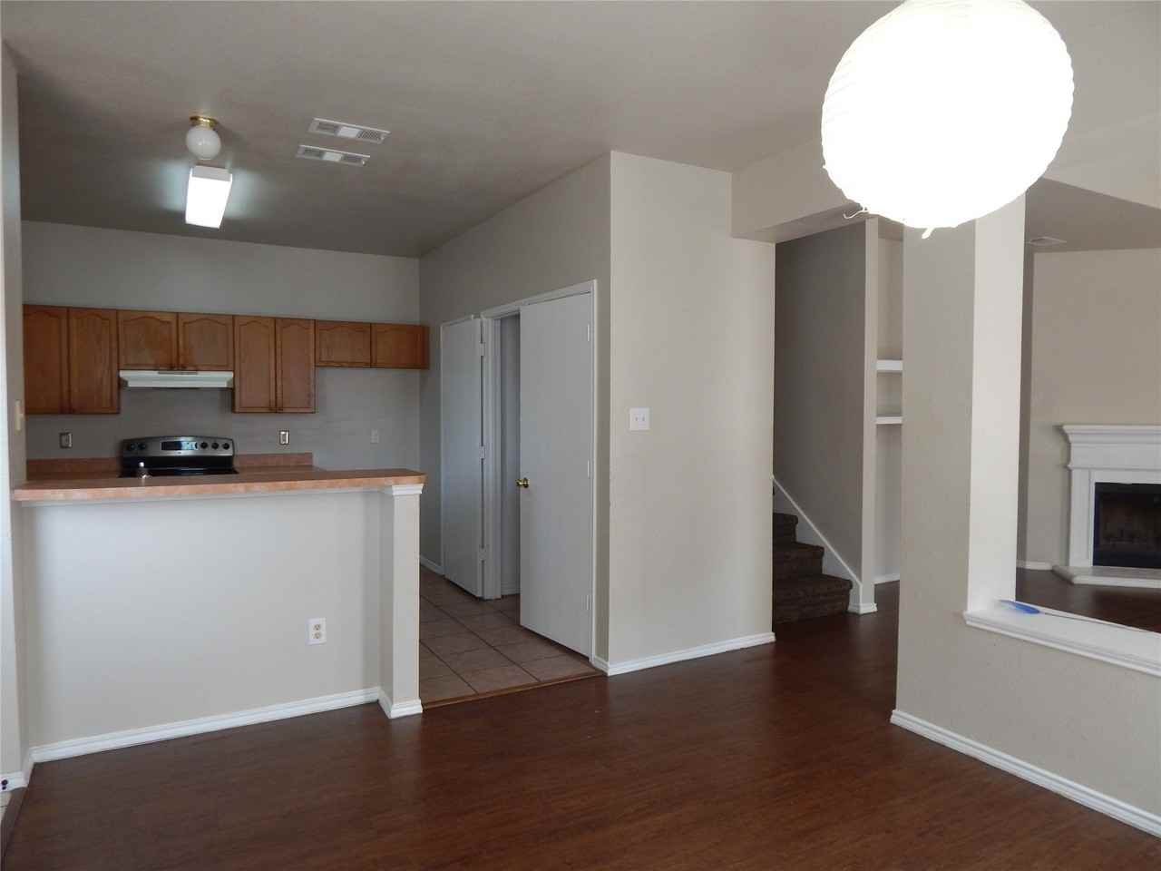 1027 Tennessee Trl - Photo 6 of 21