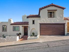 945 Harbor View Dr - Photo 1 of 1