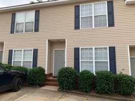 featured image of 423 N Donahue Dr