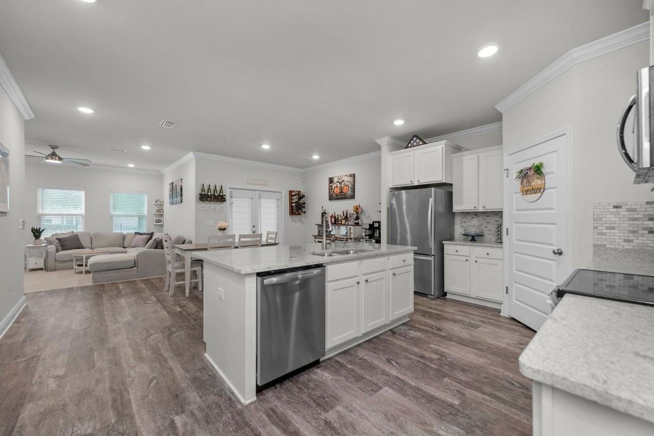 131 Dusky Way - Photo 4 of 11