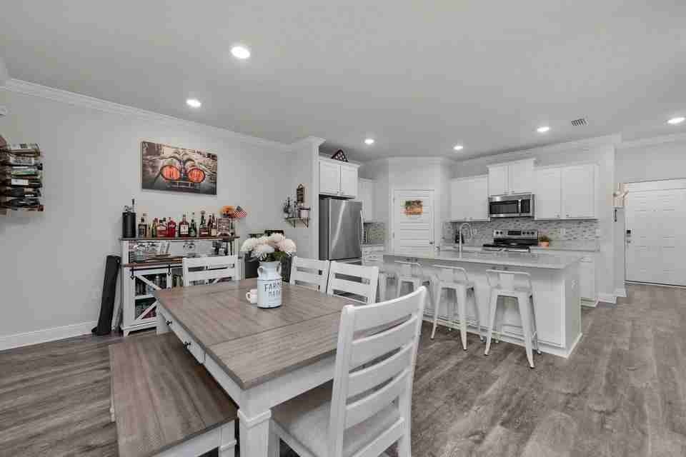 131 Dusky Way - Photo 7 of 11