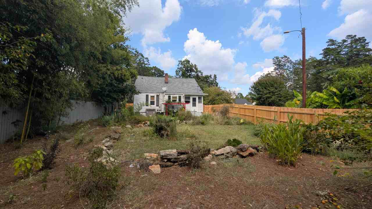 126 E Wilburn Ave - Photo 4 of 11