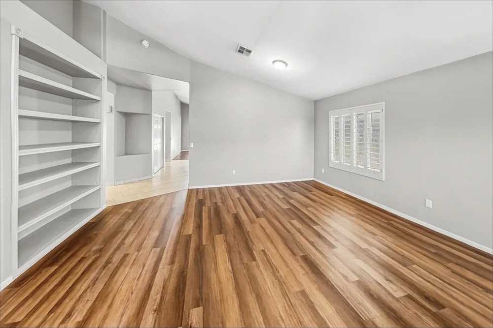 7844 W Jenan Dr #NA - Photo 7 of 7