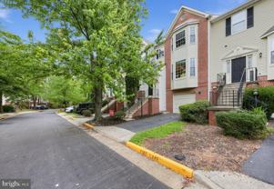 21588 Bankbarn Ter - Photo 1 of 1