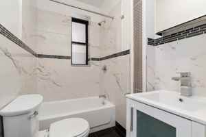featured image of 160 Waverly Pl #7