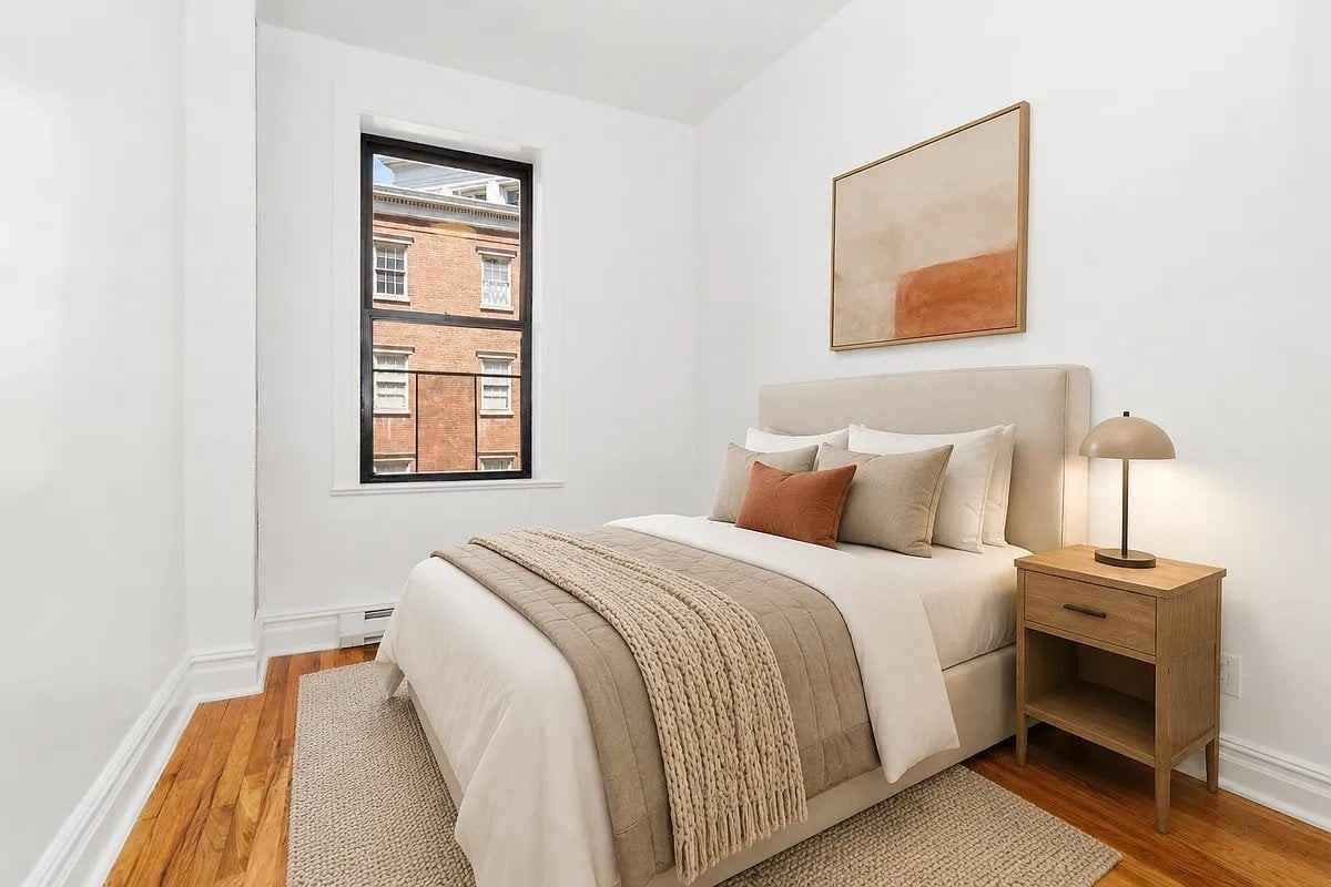 160 Waverly Pl #7 - Photo 5 of 5