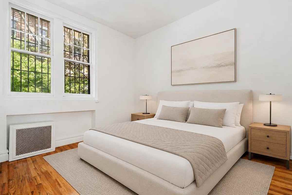 90 Bank St #5E - Photo 4 of 5