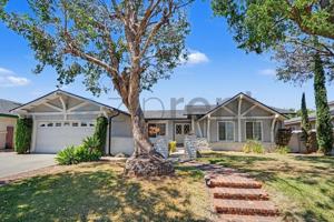 featured image of 327 N Darfield Ave