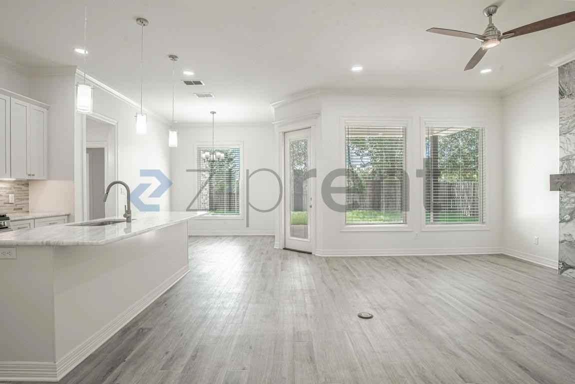 1806 Josh Dr - Photo 3 of 29
