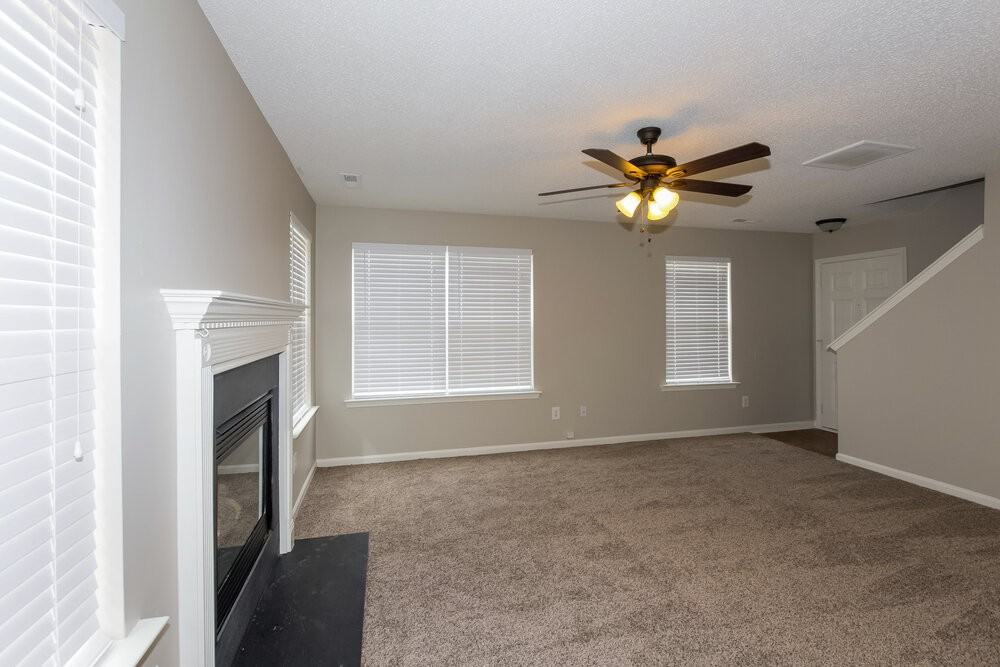3092 Teton Dr - Photo 4 of 9