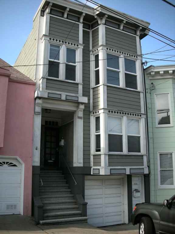 216A Connecticut St #A - Photo 2 of 14