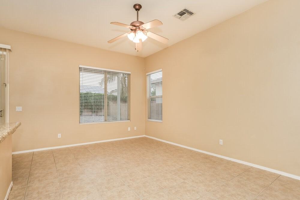 7552 W Cosmic Sky Dr - Photo 7 of 16