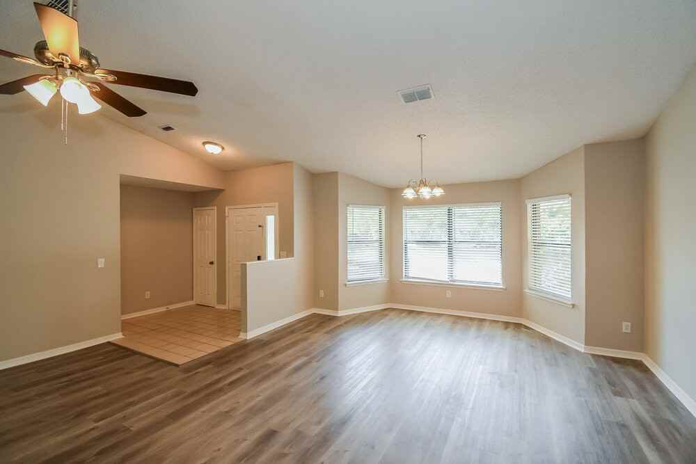 10364 Windfern Ct N - Photo 7 of 16