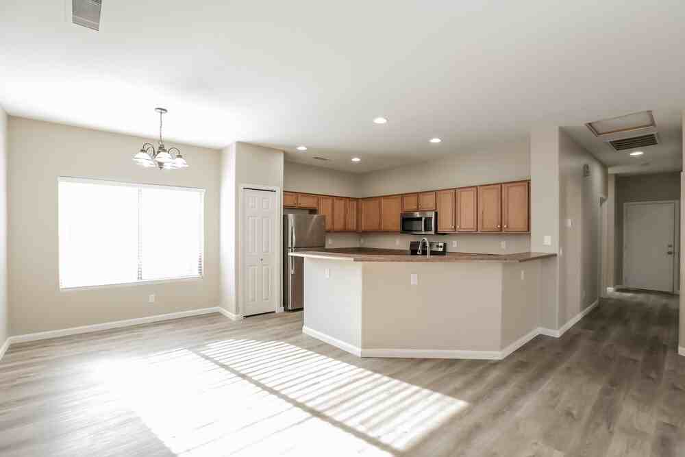 514 W Mountain View Dr - Photo 7 of 16