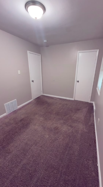 16643 Salem St - Photo 6 of 10