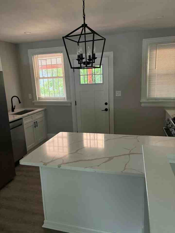 6107 Foote St - Photo 2 of 18