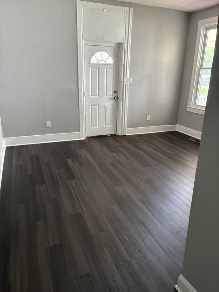 2207 Chelsea Ter - Photo 5 of 20