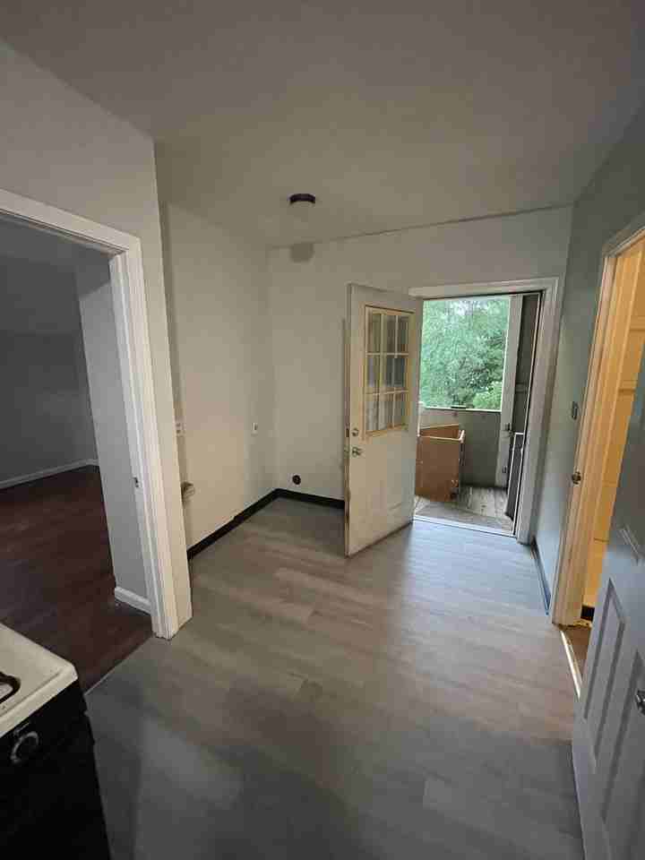 502 Wilson St #3 - Photo 2 of 5