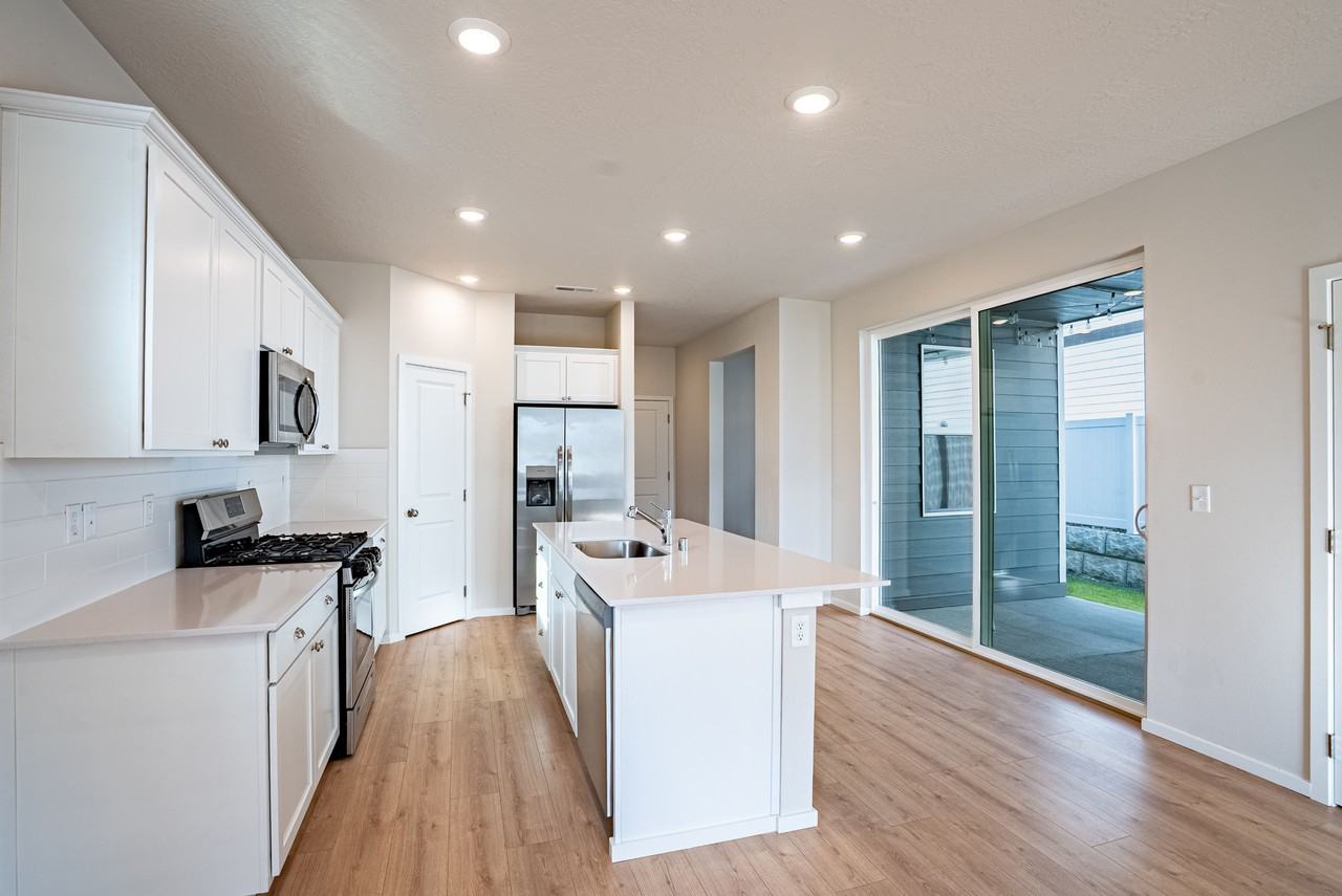 24331 E Harrier Loop - Photo 3 of 25