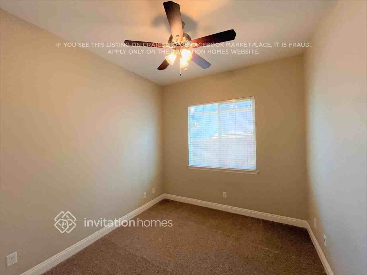 1118 Lawrence Ln - Photo 6 of 11