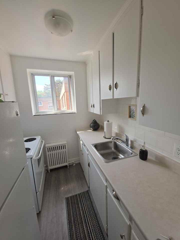 309 The Kingsway #308 - Photo 5 of 13
