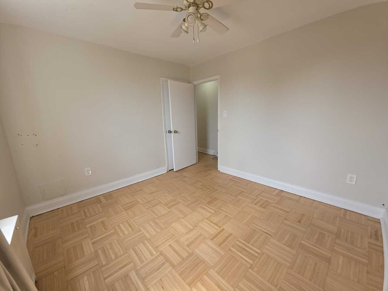 309 The Kingsway #308 - Photo 7 of 13