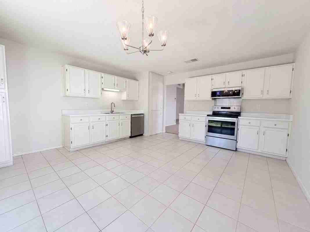 6714 Country Swan - Photo 2 of 8
