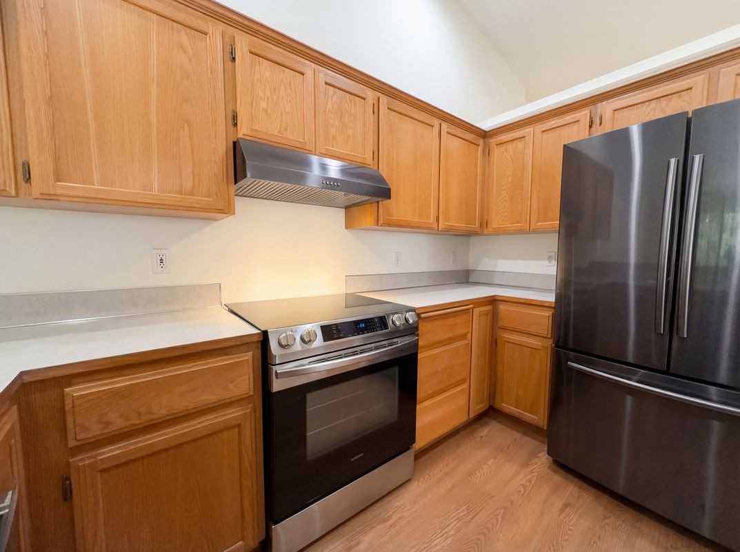 8641 Northeast Windstone Street - Photo 3 of 11