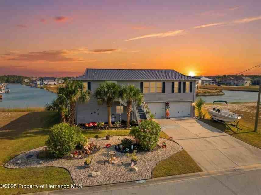 3366 Bluefish Dr