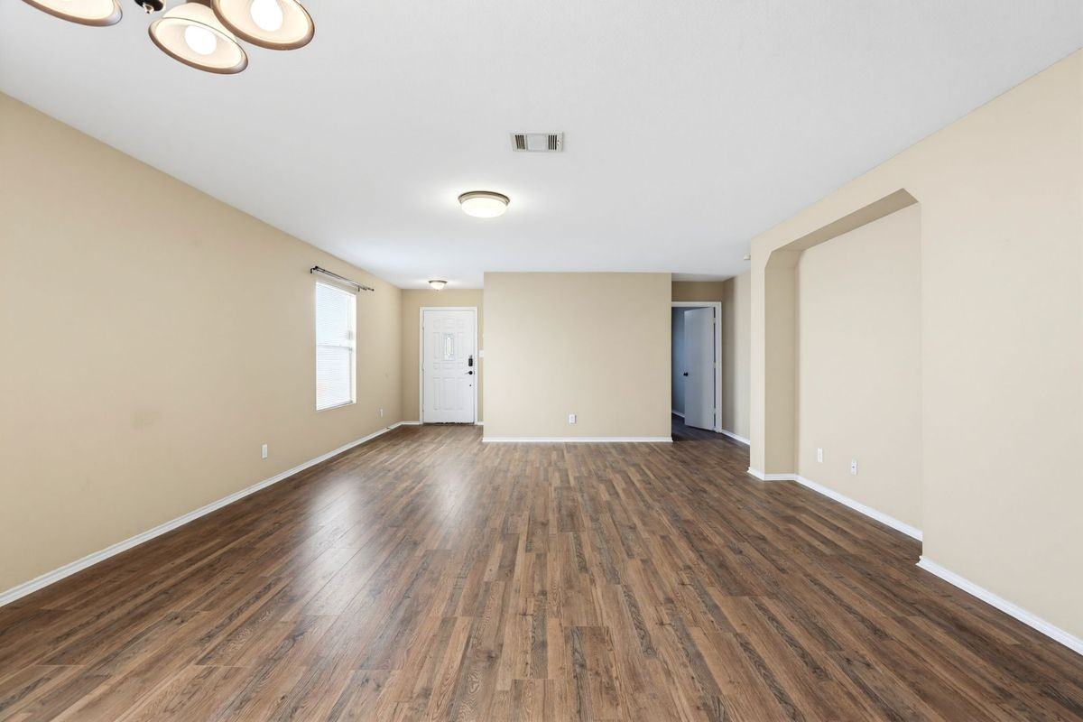 3935 Regal Rose - Photo 5 of 14