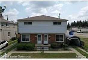 featured image of 1812 N Center St