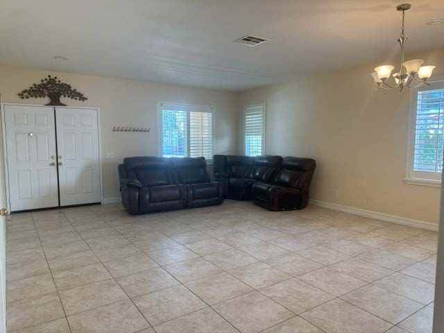 13884 Oak Tree Ln - Photo 2 of 31