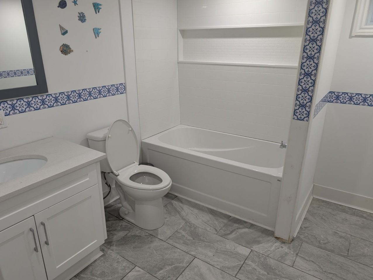 Thorncrest Crescent & Beachwood Ave - Photo 7 of 10