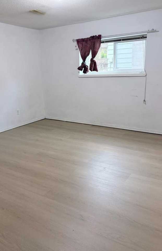 11000 133A Street - Photo 5 of 9