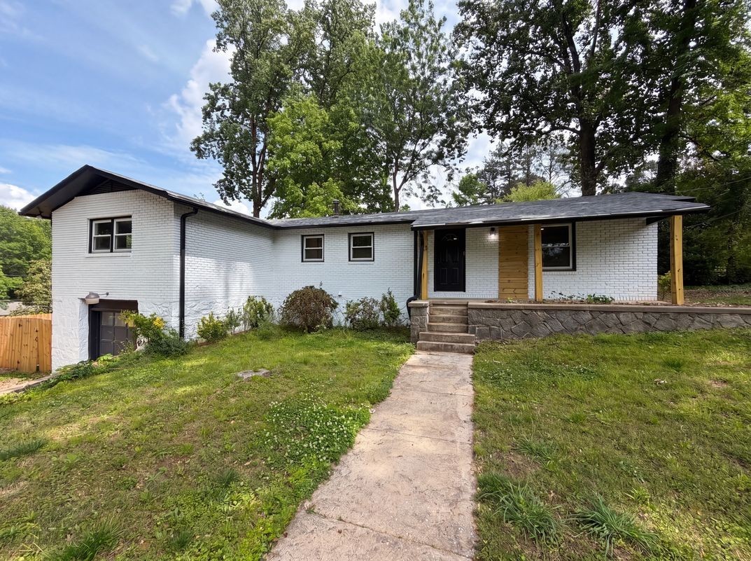 3807 Greenhill Drive - Photo 2 of 14