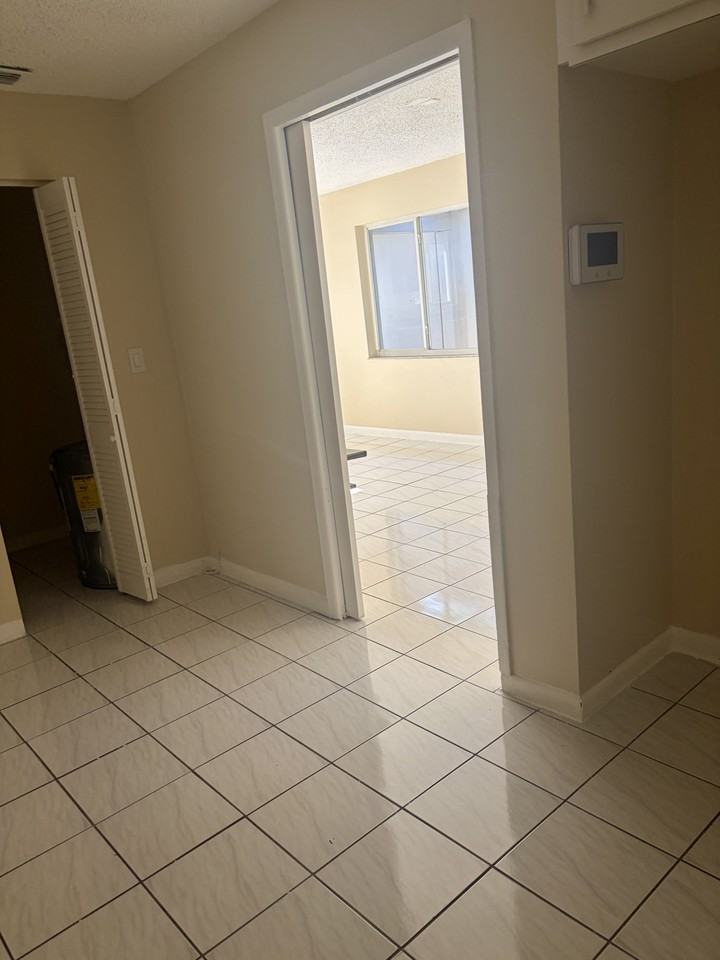 1836 Adams Street #3 - Photo 2 of 5
