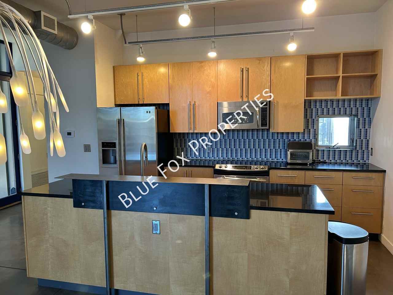 3611 E 3rd St - Photo 7 of 18