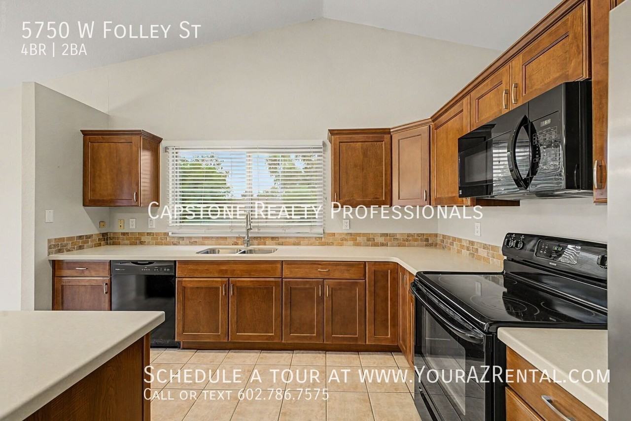 5750 W Folley St - Photo 7 of 19