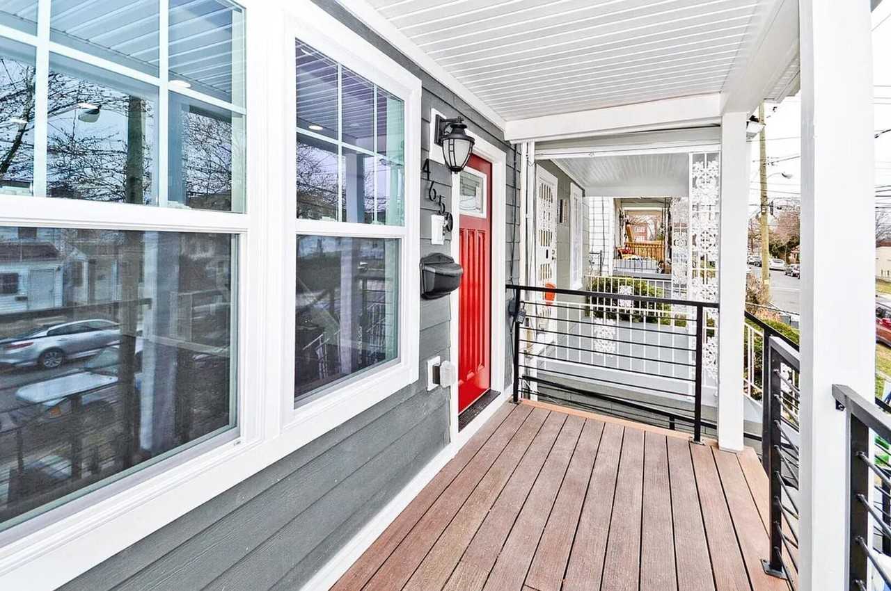 4650 Hayes St Ne - Photo 3 of 31